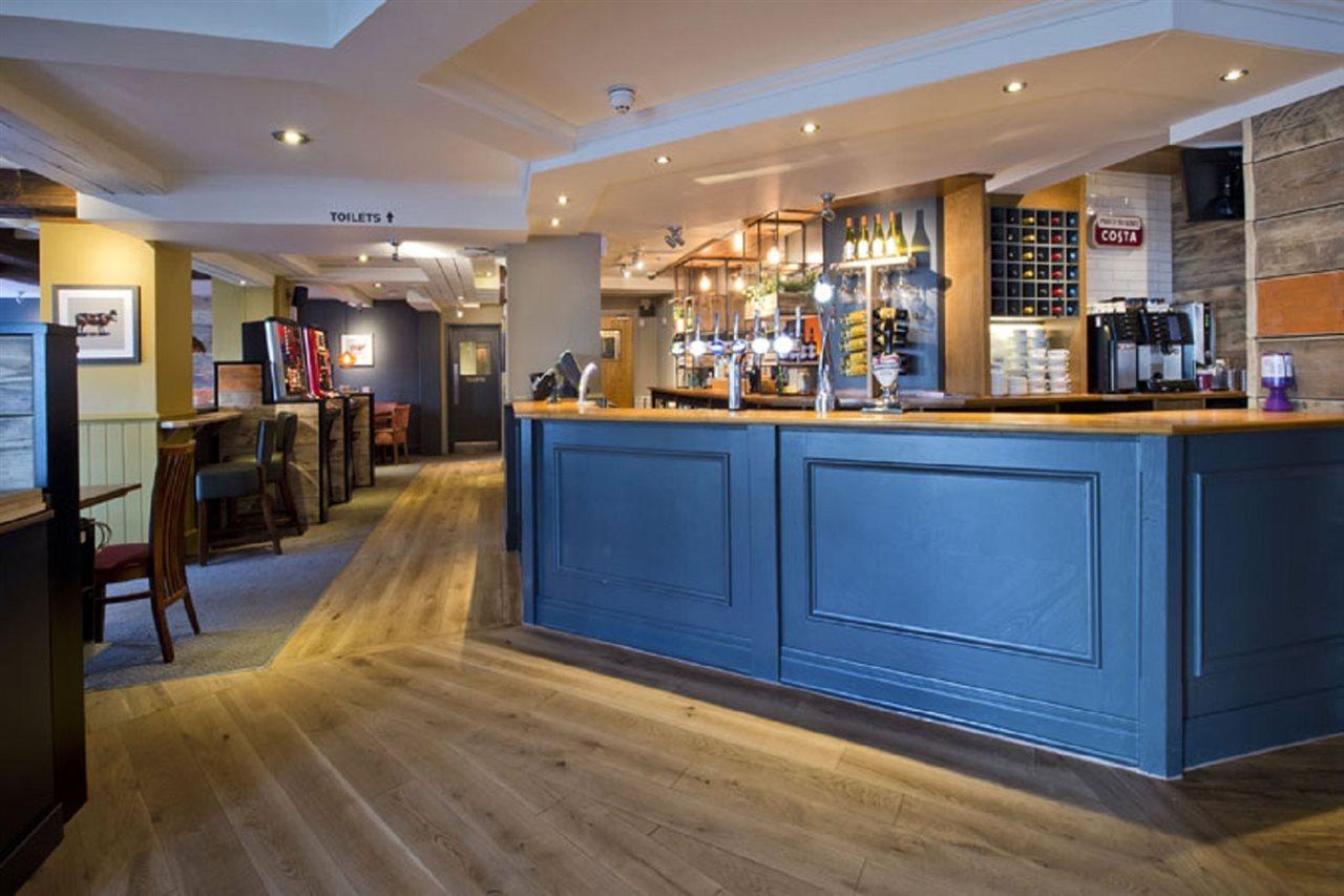 Premier Inn London Romford Exterior photo